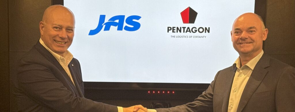 Globalne przesunięcia w logistyce: Pentagon dołącza do JAS