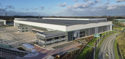 Pierwsza brytyjska baza w Hams Hall dla Fiege