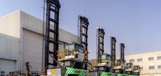 Port rozbudowuje flotę pojazdów elektrycznych terminalu