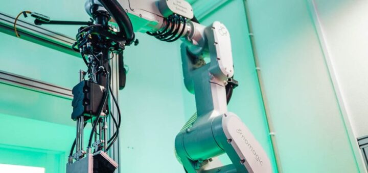 Fizyczne rozwiązanie AI do wybierania dwuczęściowych pudełek na buty