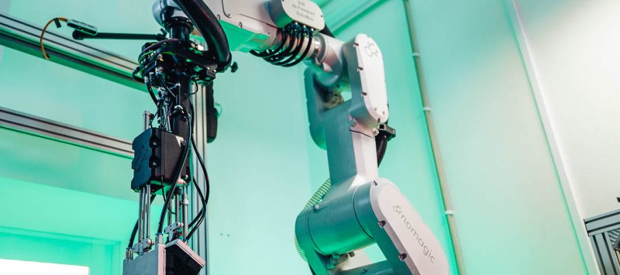 Fizyczne rozwiązanie AI do wybierania dwuczęściowych pudełek na buty