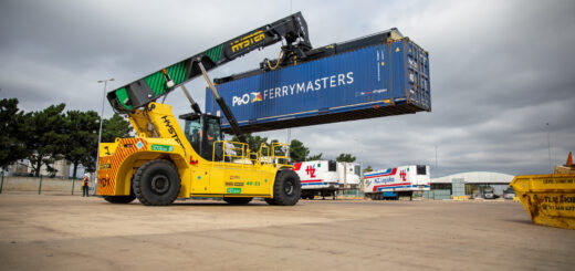 Port Tilbury łączy lokalną produkcję wodoru z automatyką ciężką