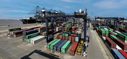 Port Industry 5.0: elektryfikacja, dane i człowiek w pętli