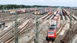 Polski węzeł kolejowy ma połączyć lotnisko z przemysłem
